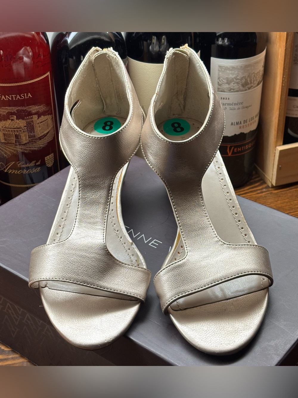 Adrienne Vittadini Metallic Gold T-Strap Open-Toe Heels Size 8
